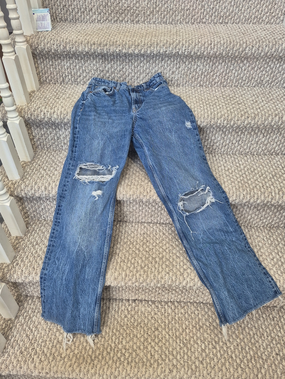 Zara Womens Medium Blue Distressed Jeans